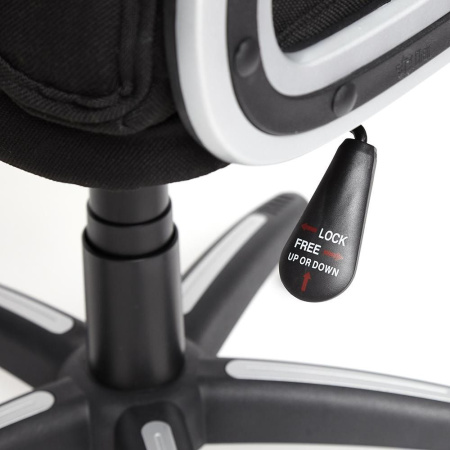 Кресло RUNNER (кож.зам/ткань/сер./черн)