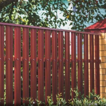 Штакетник фигурный П вишня 1,8м (RAL-3005) т.0,4мм